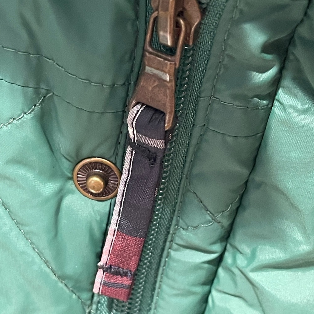 Southern Proper Green Quilted Puffer Varsity Vest Plaid Lining Size Large Preppy - Picture 6 of 8